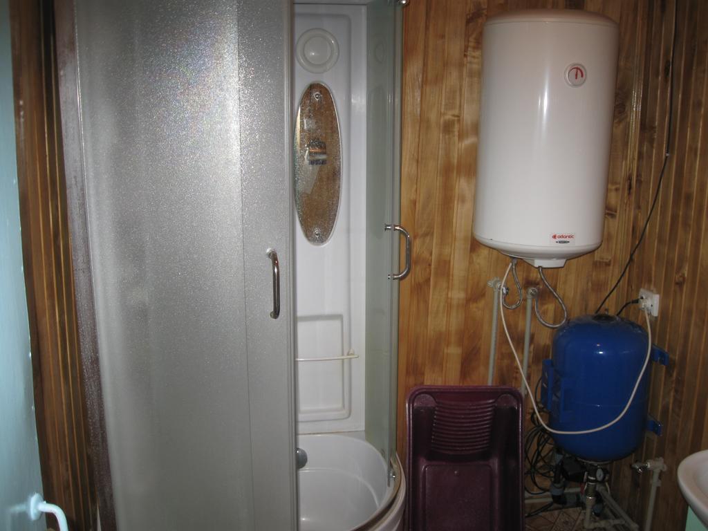 Maliovnytsya Pension Dybintsy Buitenkant foto